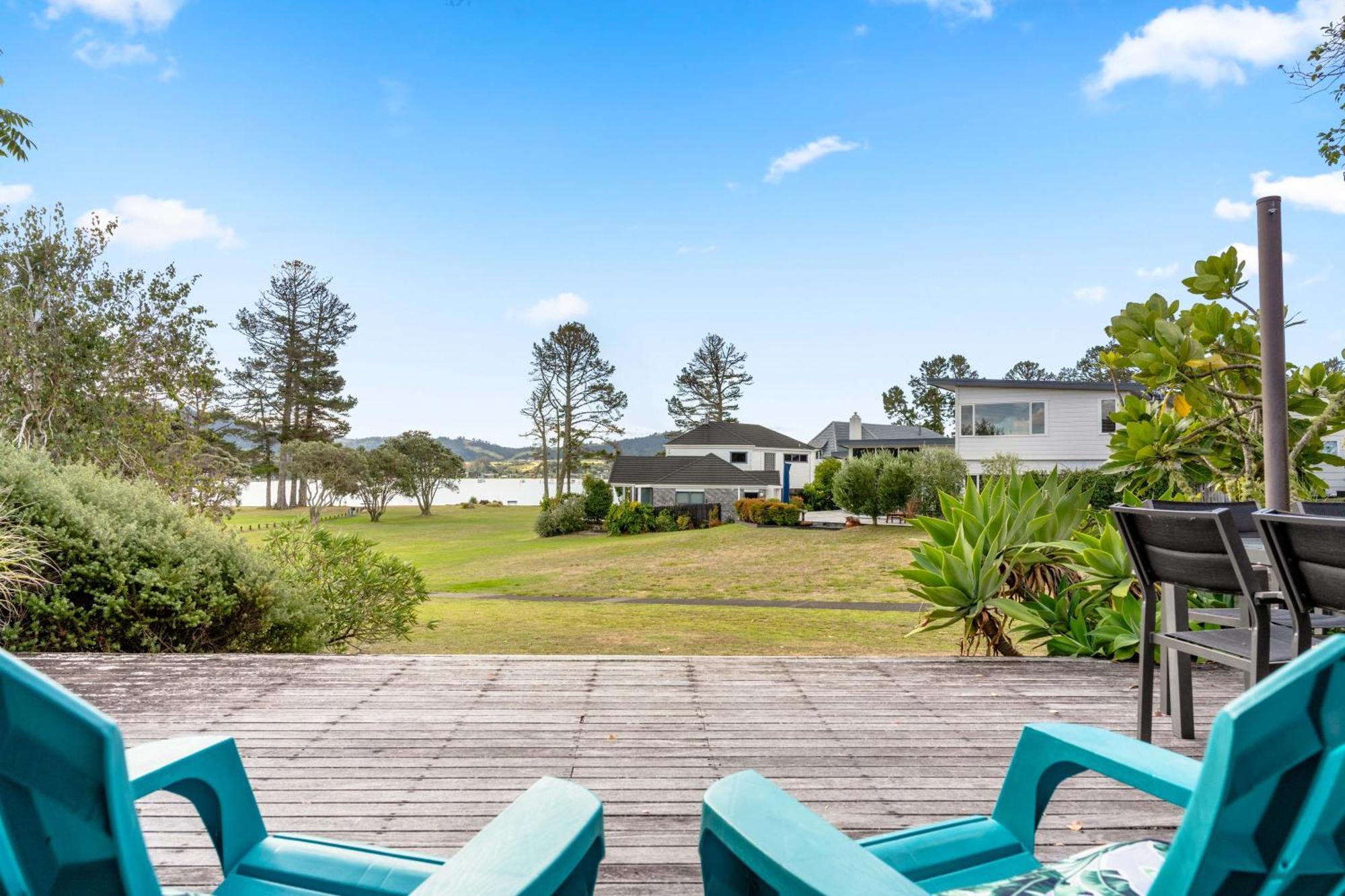 Pauanui Beach House Suntrap Exterior foto